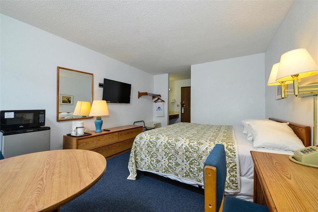 Americas Best Value Inn Wisconsin Rapids Værelse billede