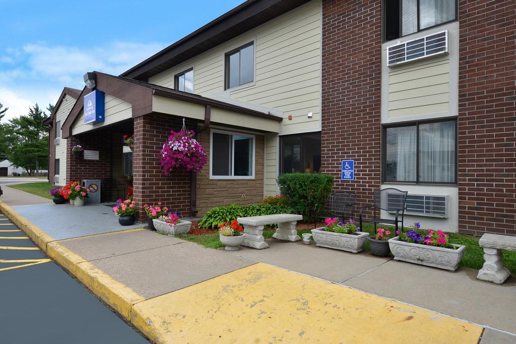 Americas Best Value Inn Wisconsin Rapids Eksteriør billede